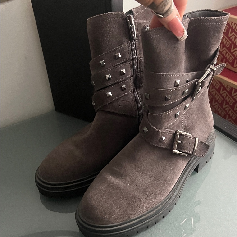Vince camuto  moto bootz